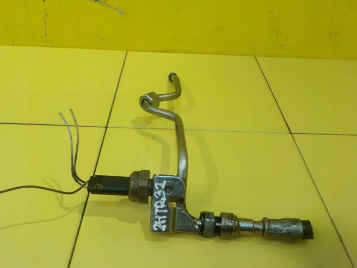 BMW 3 E90 E87 2.0 бензин 11 г. 143 л.с. двигатель N43B20A N43 датчик давления топлива, фото 2
