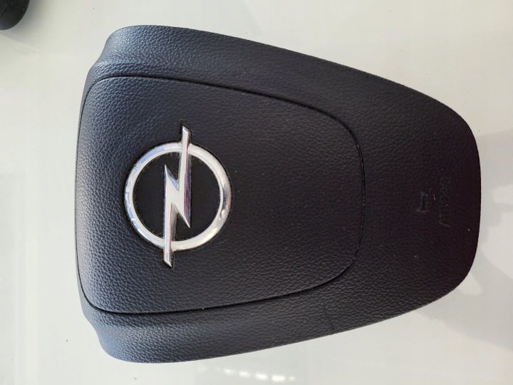 Opel Insignia A подушка безопасности водителя 13270401, фото 1