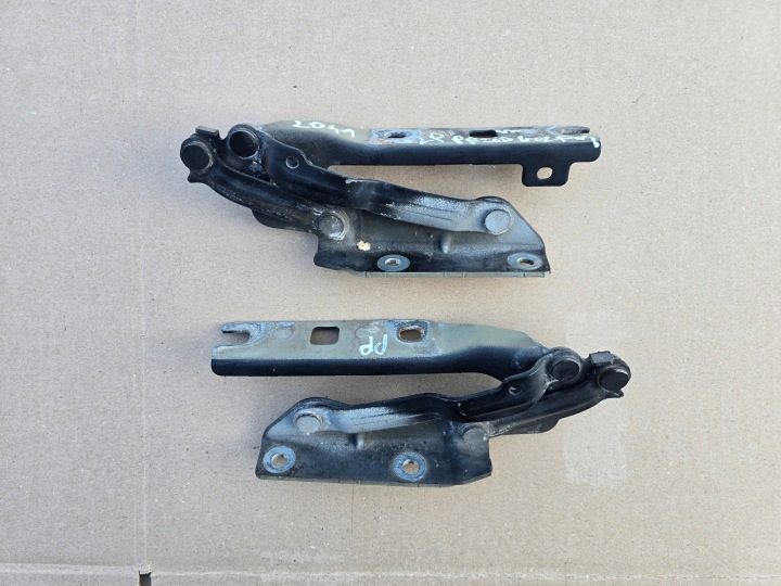 ПЕТЛИ КАПОТА КОМПЛЕКТ ПРАВЫЙ И ЛЕВЫЙ- ЦВЕТ L041 VW GOLF 6 VI 08-13 ХЭТЧБЕК, EUR, фото 1