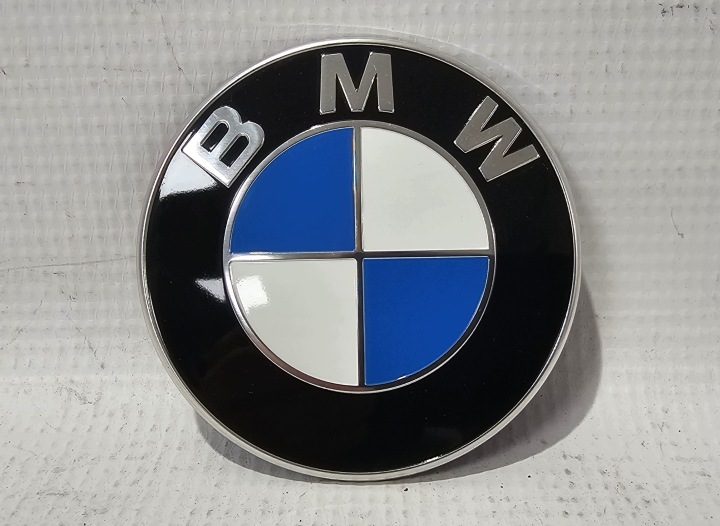 НОВАЯ ОРИГИНАЛЬНАЯ ЭМБЛЕМА ЗНАЧОК ЗАДНИЙ BMW (74 мм) - 8219237, фото 1