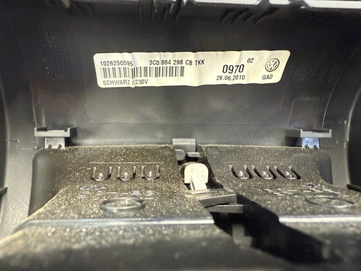 VW PASSAT B6 ДЕФЛЕКТОР ОБДУВА ЗАДНИЙ СРЕДНИЙ 230V 3C0864298CB 3C0907155C, фото 6