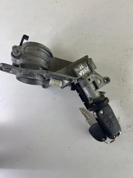 Замок зажигания OPEL ASTRA J SPORTS TOURER N0501882 1.69L дизель 81 кВт 2010, фото 2