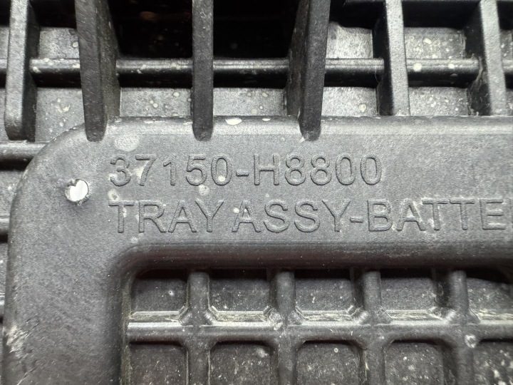Площадка аккумулятора KIA Stonic 37150-H8800, фото 2