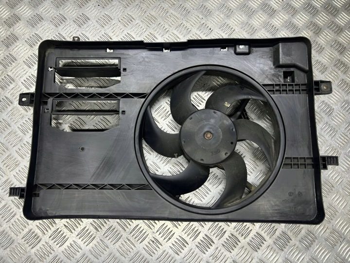 Вентилятор радиаторов MITSUBISHI COLT VI (Z3_A, Z2_A) 1350A073 1.5L дизель, фото 1