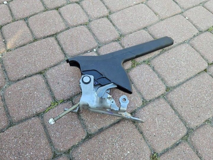 Рычаг ручного тормоза Opel Corsa F 9824553280, фото 1