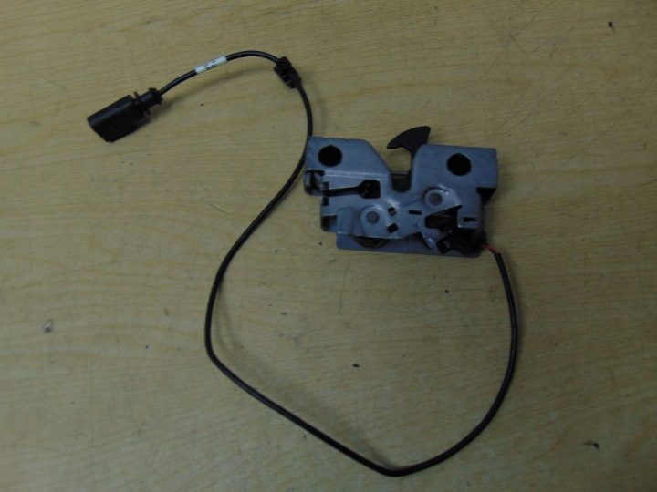 Volkswagen OE 1S0823509E, фото 2