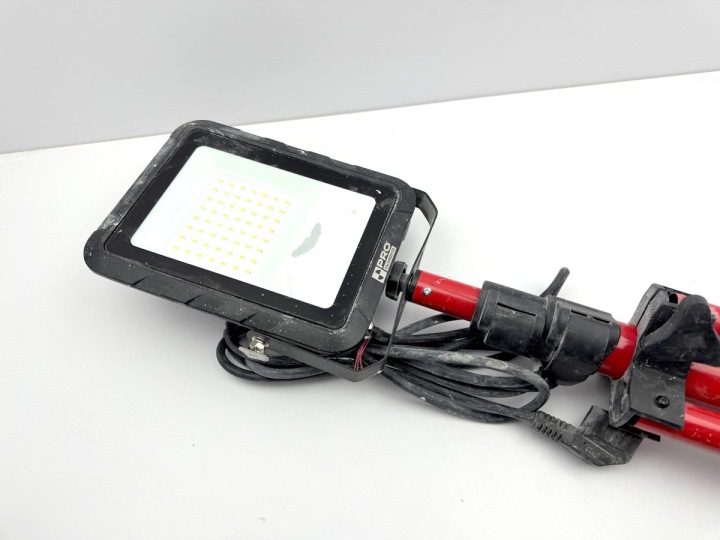 Фара budowlany, слесарная 1x50W LED с Statywem IP65 PRO, фото 2