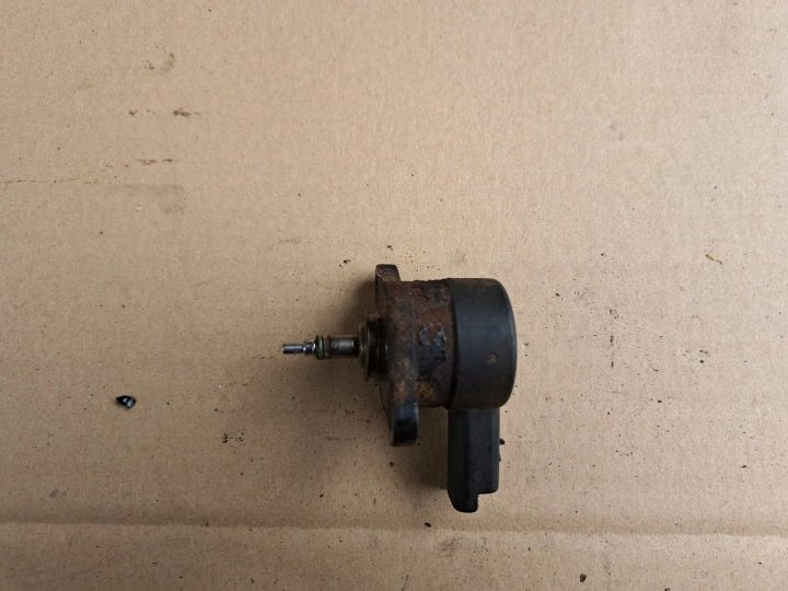 Регулятор давления топлива 2.0 HDI 2.2 Citroen Peugeot 607 307 0281002493, фото 1