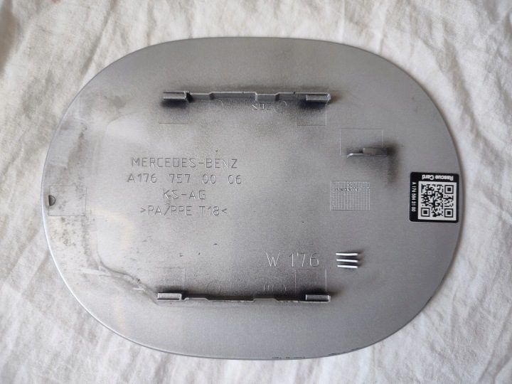 Лючок горловины бензобака A1767570006 W176 A-класс код 761 Mercedes, фото 4