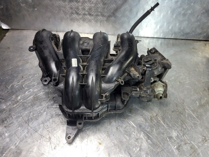 Впускной коллектор LF94 1.8 2.0 16V Mazda 5 6 V50 Focus V70 C-Max C30 S40, фото 1