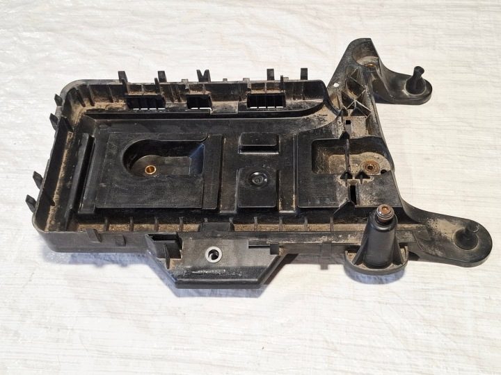 Основание кожух аккумулятора VW Golf V 5 VI 6 Plus + 5M0 2005-14 1K0915333H, фото 4