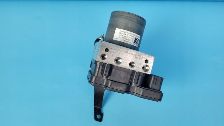 MERCEDES 177 A180 22 г. ГЛАВНЫЙ ТОРМОЗНОЙ ЦИЛИНДР ABS A1779006207 0265295934, фото 6