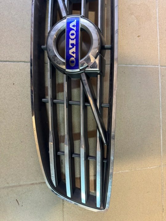 Volvo C30 07-10 решетка радиатора оригинал, фото 4