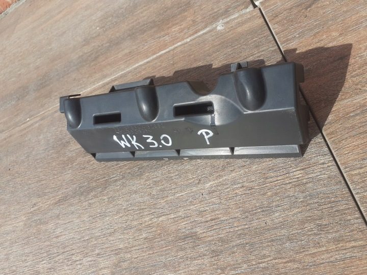 Jeep WK защита крышка форсунок правая 3.0 CRD 53013786AA, фото 12
