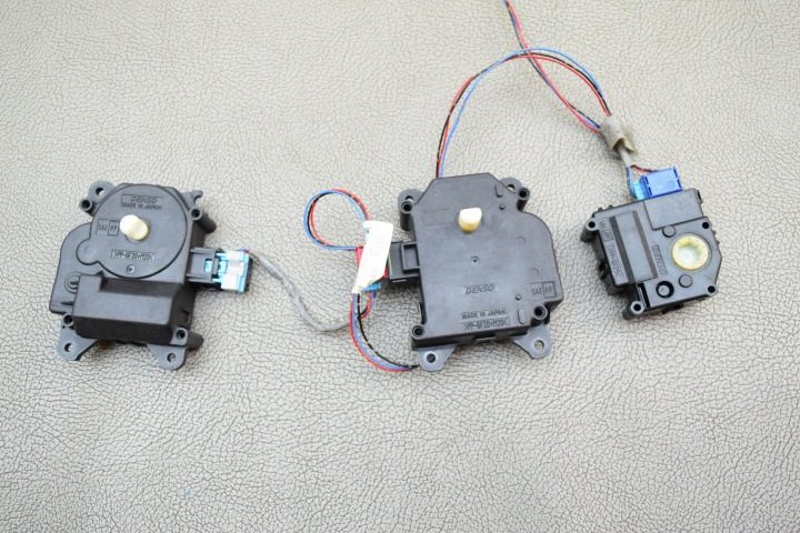Моторчик заслонок обдува Toyota Prius (XW30) 2464900320, фото 4