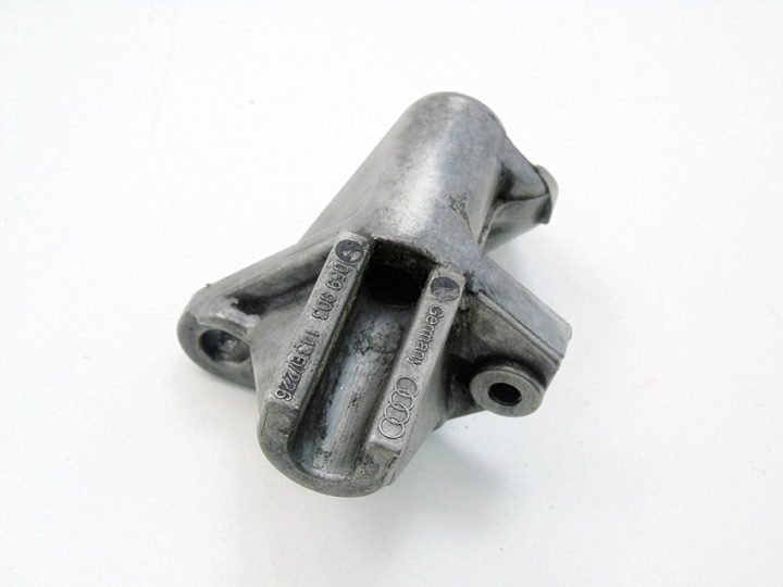 КРОНШТЕЙН ГЕНЕРАТОРА 2.5 TDI AUDI A4 A6 A8 PASSAT B5 SUPERB 059903143E, фото 4