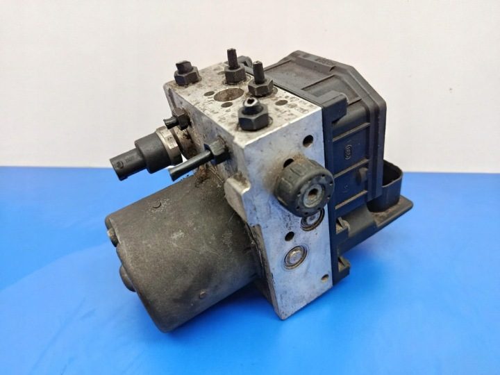 AUDI A4 B6 НАСОС ABS 8E0614517 BOSCH 0265225048, фото 1