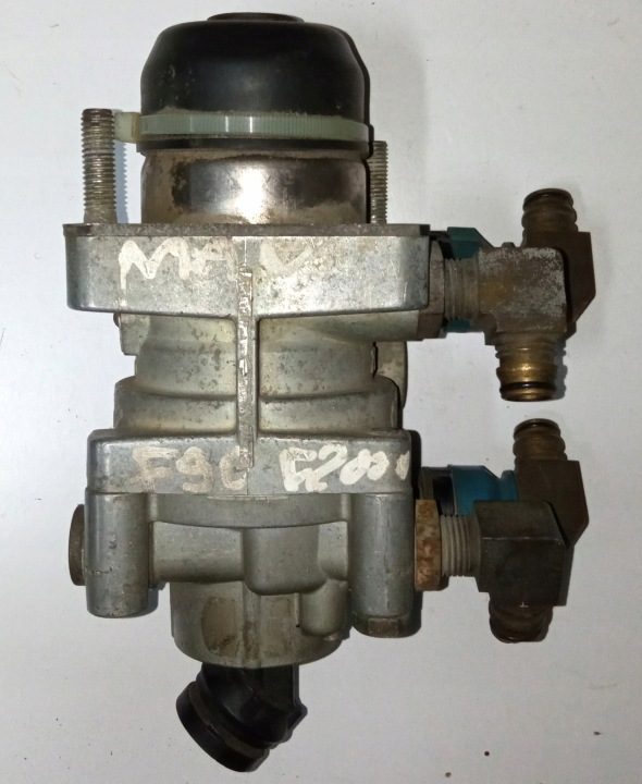 Клапан тормозной MAN F2000 MB4805, фото 1