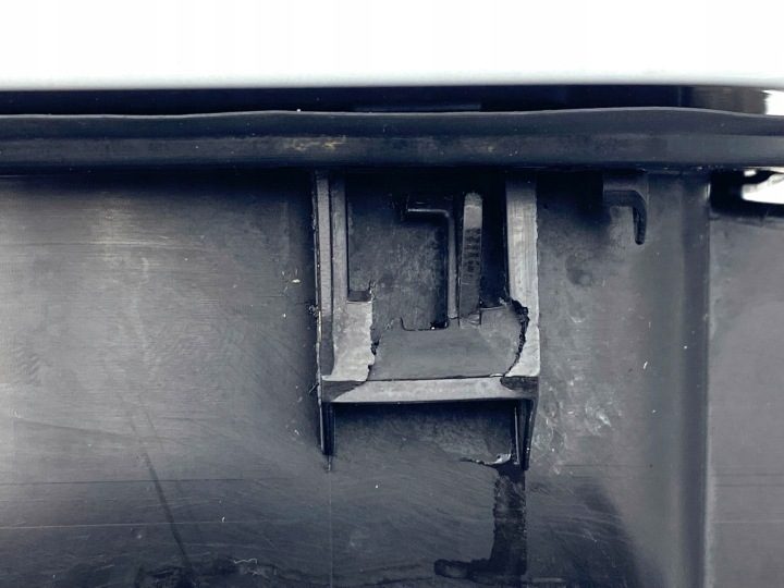 Лючок горловины бензобака крышка AUDI A6 S6 4G0809906C, фото 6