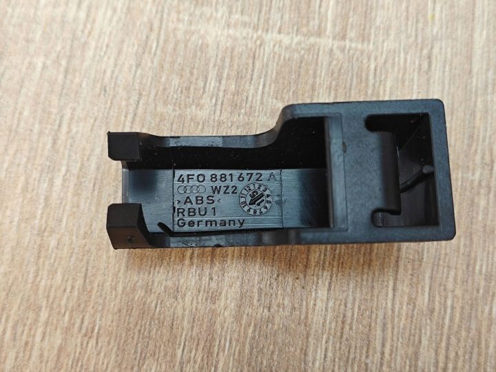 Оригинальная заглушка салазки сиденья Audi A6 C7 4F0881672A 64 л.с., фото 3