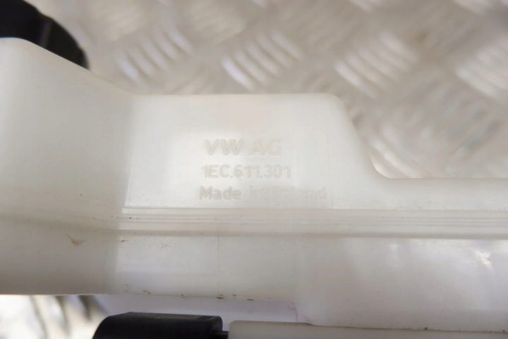 Бачок тормозной жидкости VW ID.3 ID.4 ID.5 ID.7 1EC611301 оригинал, фото 5