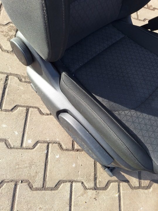 СИДЕНЬЕ ПРАВОЕ ПЕРЕДНЕЕ KIA CEED III ЕВРОПА ПАССАЖИРА, фото 2