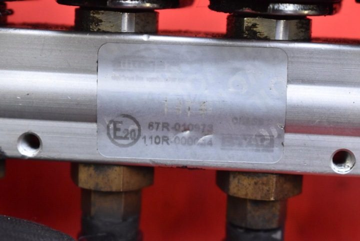 ТОПЛИВНАЯ РАМПА ГАЗА ГБО 67R-010973 AC W01-4, фото 7