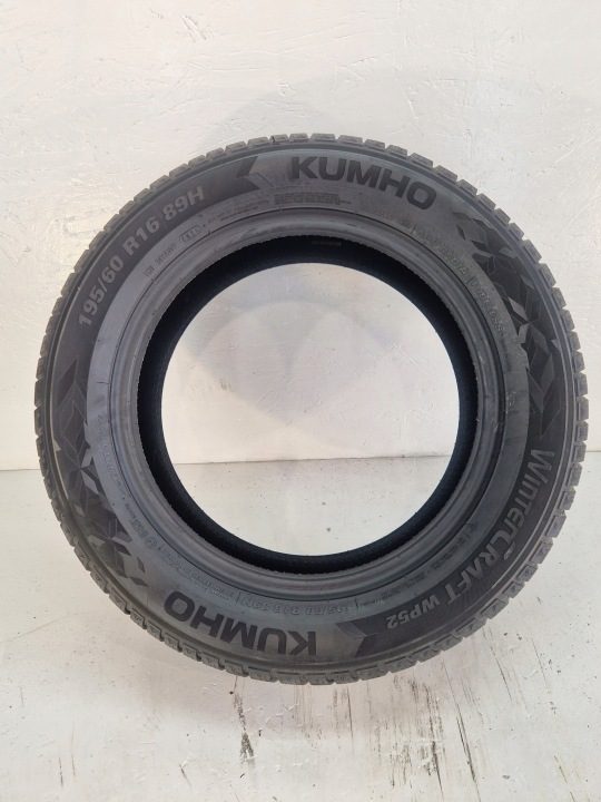 Шина зимняя Kumho WinterCraft WP52+ 195/60R16 89 H сцепление на снегу (3PMSF), фото 3