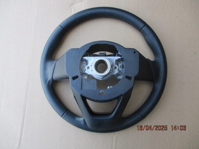 Руль мультифункциональный Toyota Aygo X 2022 СОСТОЯНИЕ, фото 2