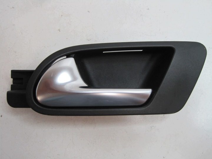 Ручка внутренняя Volkswagen Tiguan 5N2837113, фото 1