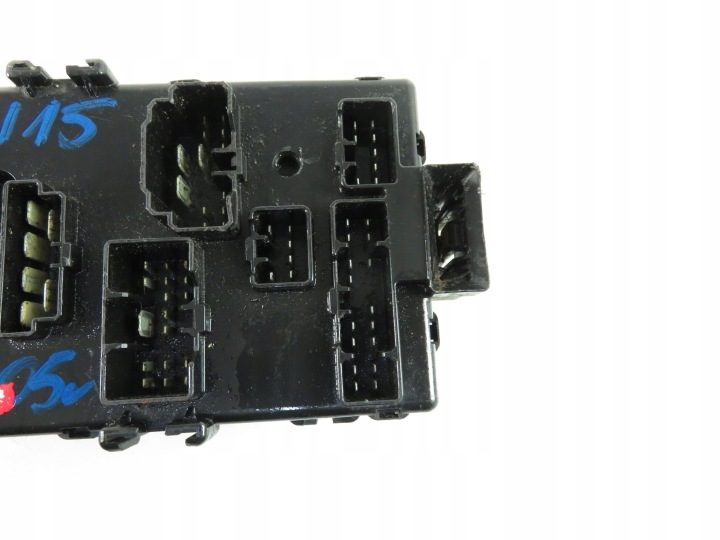 Блок предохранителей Daihatsu Terios 82600-87411, фото 3