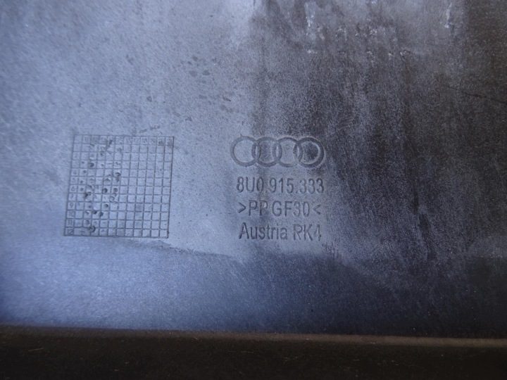 Audi Q3 8U рестайлинг 15-18 основание кожух аккумулятора 8U0915333 8U0915443, фото 8