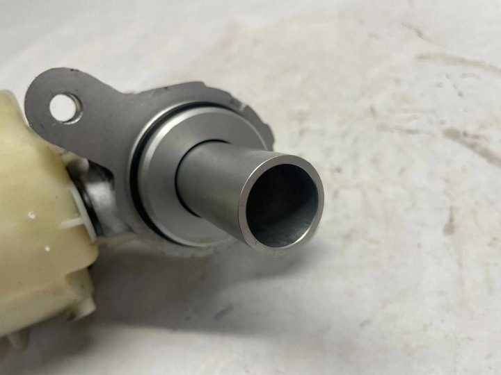 Ford Mustang VI бачок тормозной жидкости 612503967 2017 2300CM3, фото 8
