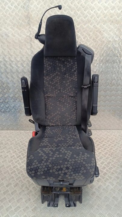 СИДЕНЬЕ ВОДИТЕЛЯ SCANIA RECARO STREAMLINE NTG, фото 1