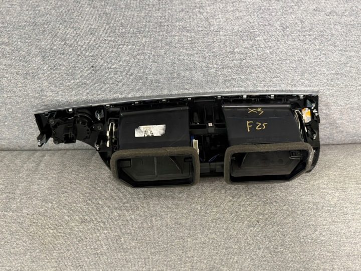 BMW X3 F25 X4 F26 ДЕФЛЕКТОР ОБДУВА СРЕДНИЙ 9184743, фото 6