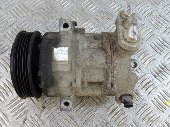 OPEL 1.2 1.4 16V КОМПРЕССОР КОНДИЦИОНЕРА 55701200, фото 1