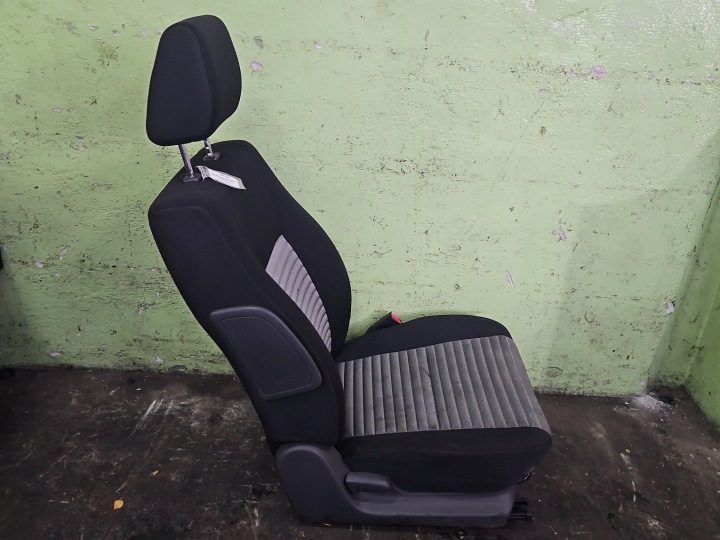 СИДЕНЬЕ ПРАВОЕ ПЕРЕДНЕЕ ПАССАЖИРА SUZUKI SX4 I 06- 5D ЕВРОПА, фото 4
