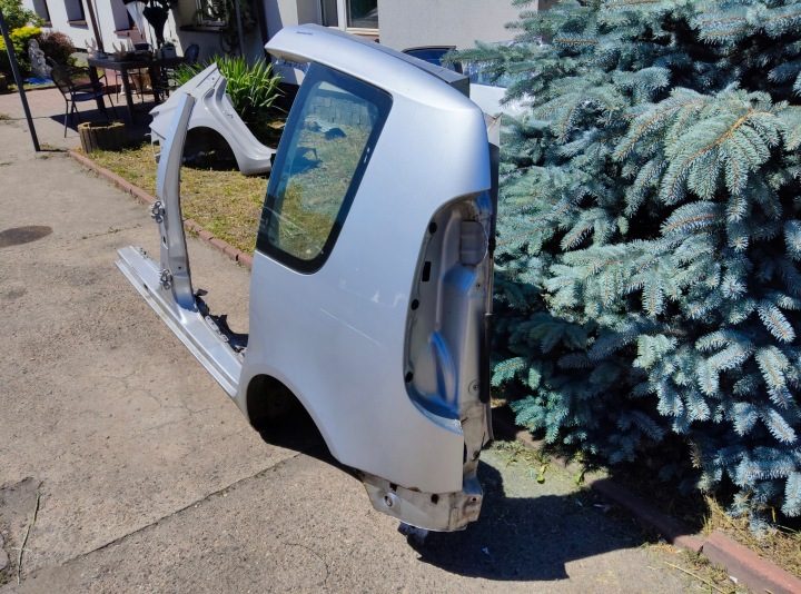 Skoda Roomster левый порог стойка, фото 3