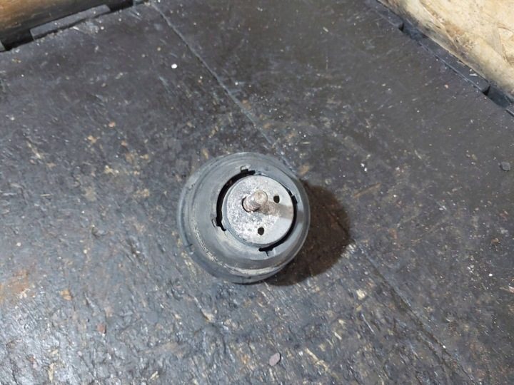 Подушка двигателя BMW 5 E39 523i M52B25 256S3 1095517 22111095517, фото 2