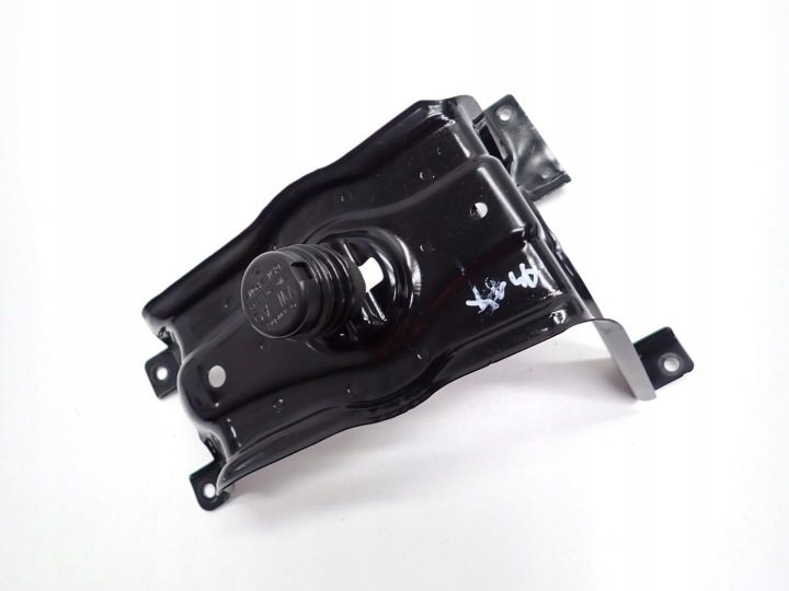 ЛЕБЕДКА КРЕПЛЕНИЕ ЗАПАСНОГО КОЛЕСА 8W0802715C AUDI A4 B9 8W 17 г., фото 1
