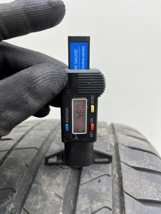 Шина летняя Pirelli P Zero 245/35R19 93 Y усилитель (XL), фото 10