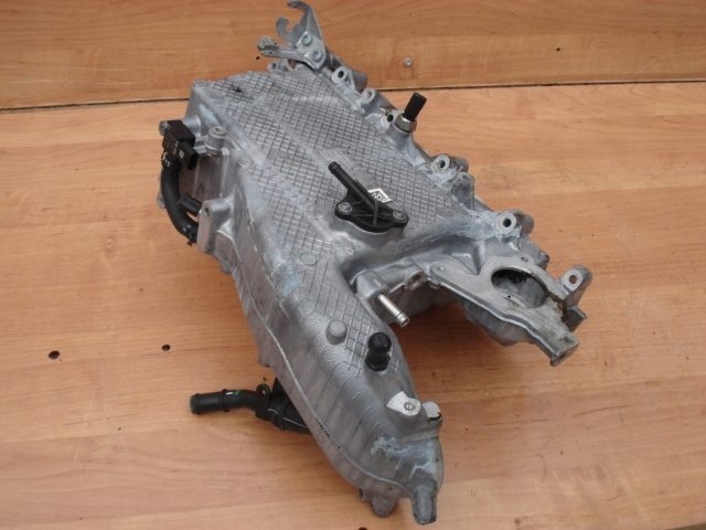 VW Skoda Seat Audi 2.0 TDI впускной коллектор 05L129766Q интеркулер, фото 9