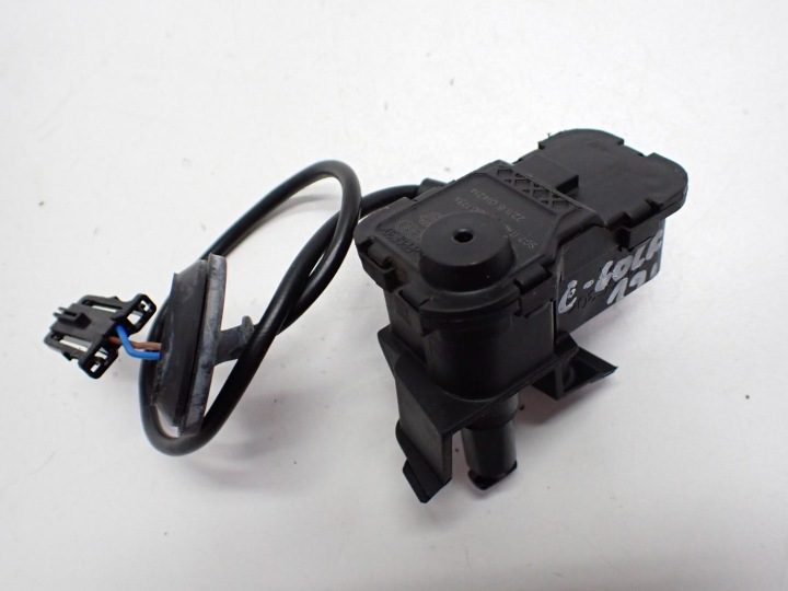 Привод лючка горловины бензобака 5C6810773K VW E-Golf Golf VII 7 19 г., фото 1