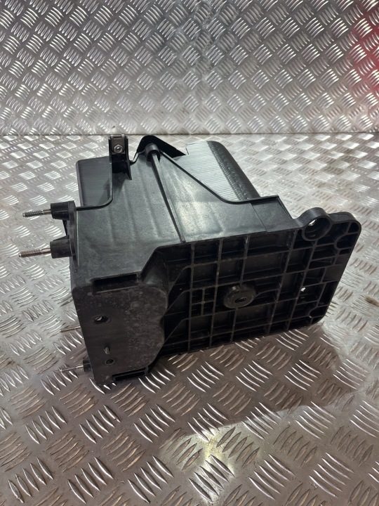 Площадка аккумулятора Mazda MX-30 20- DJBC56041, фото 2