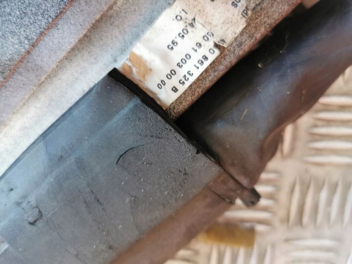 ПОЛКА ШТОРКА ЭЛЕКТРИЧЕСКАЯ СТЕКЛА AUDI OE 4D0861325B, фото 4