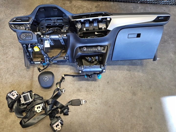 Opel Corsa f консоль airbag комплект разборка торпедо, фото 1