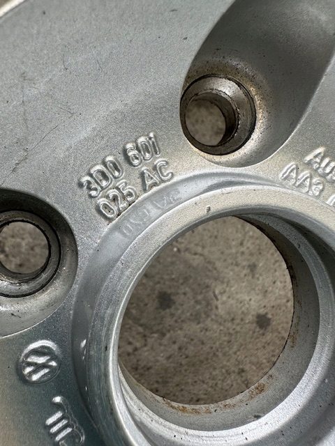 Литой диск Volkswagen OE 3D0601025AC 7.5" x 17" 5x112 ET 40, фото 5