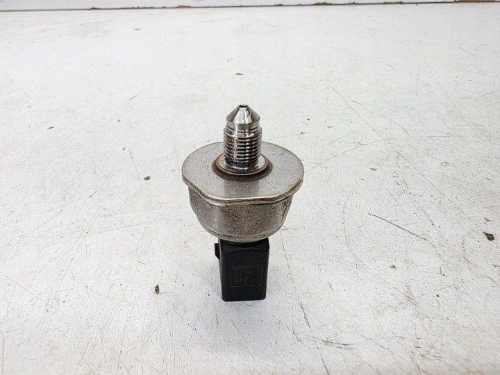 ДАТЧИК ДАВЛЕНИЯ ТОПЛИВА AUDI VOLKSWAGEN SEAT SKODA 06K906051C, фото 3