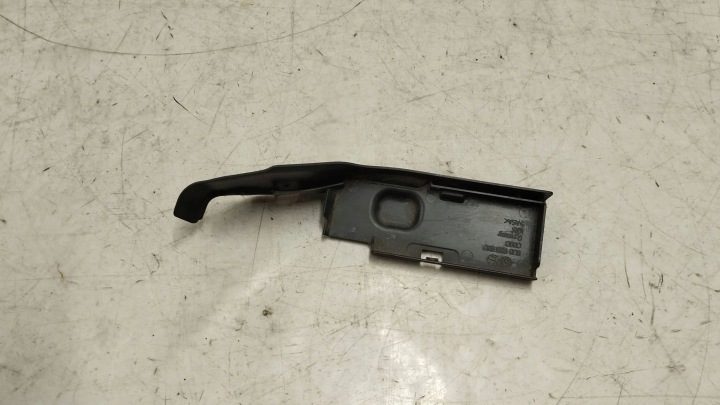 Запчасти моторного отсека AUDI Q3 (8U) 8U0823630 2.0L дизель 130 кВт 2012, фото 3