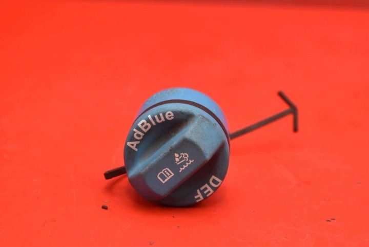 КРЫШКА ГОРЛОВИНЫ БЕНЗОБАКА ADBLUE 23138955 OPEL ASTRA 5 В K 15-20, фото 1
